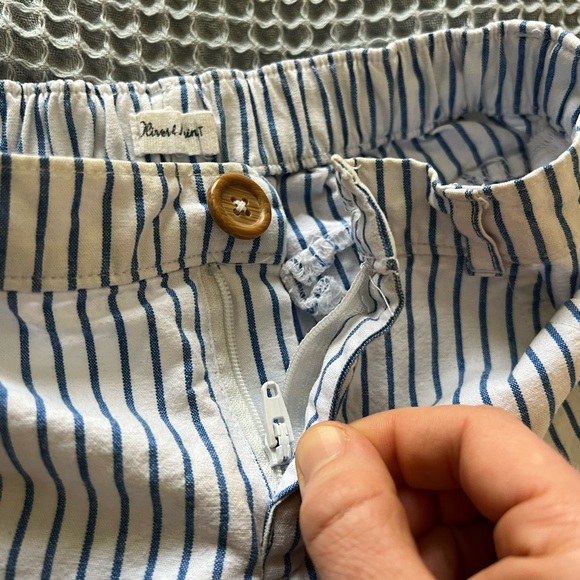 Oliver & Rain Striped shorts - Picture 4 of 4